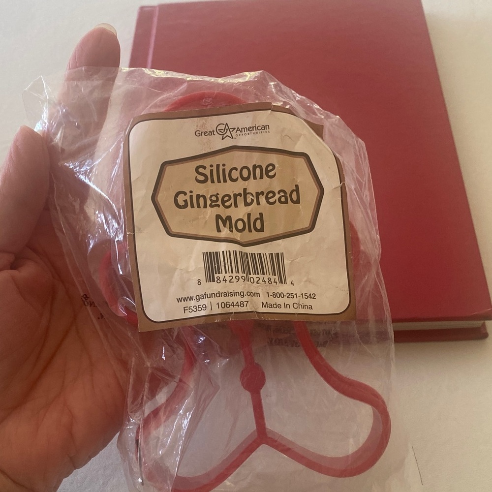 Red Silicone Gingerbread Mold